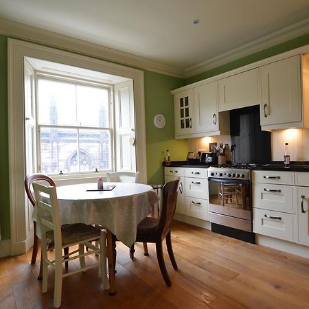 Апартаменты Royal Mile Elegance - Space & Luxury Эдинбург Экстерьер фото