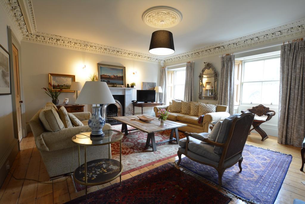 Апартаменты Royal Mile Elegance - Space & Luxury Эдинбург Экстерьер фото